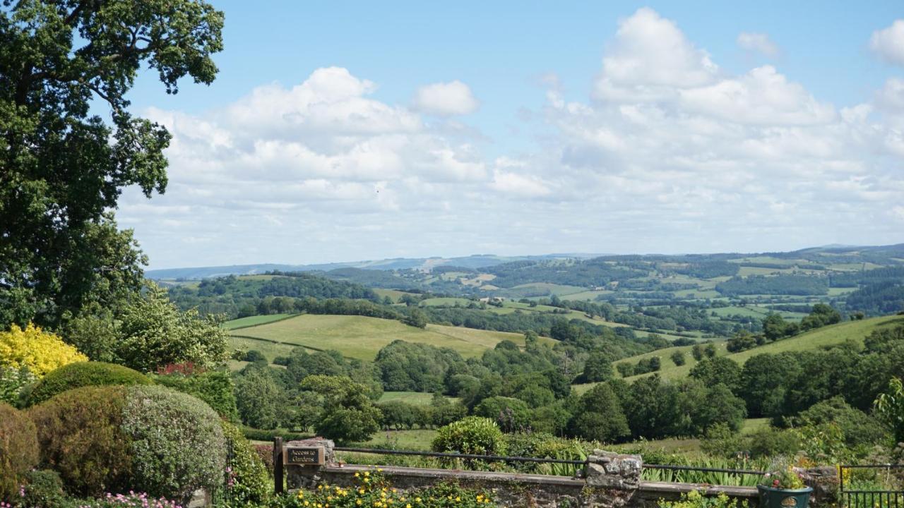 Shepherd'S Watch Cottage - 5* Cyfie Farm With Private Hot Tub Llanfyllin ภายนอก รูปภาพ